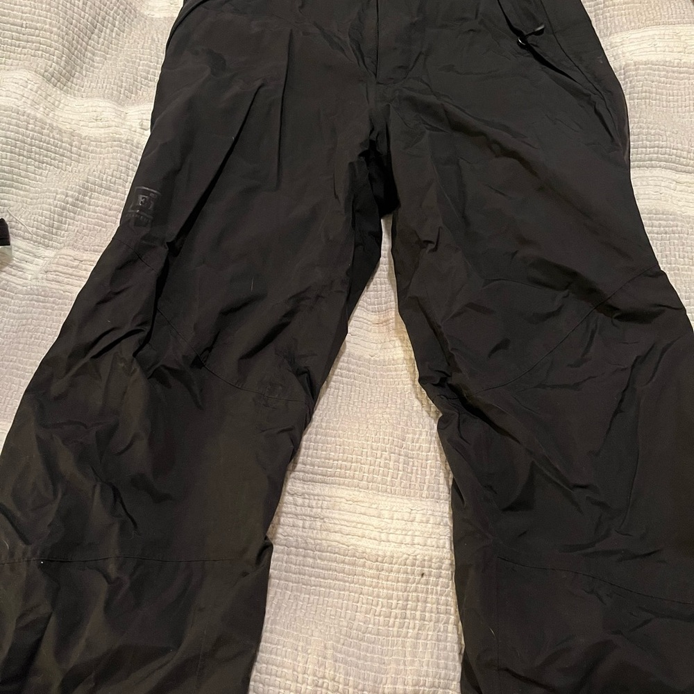 Rei ski/snowboard pants size 4 petite